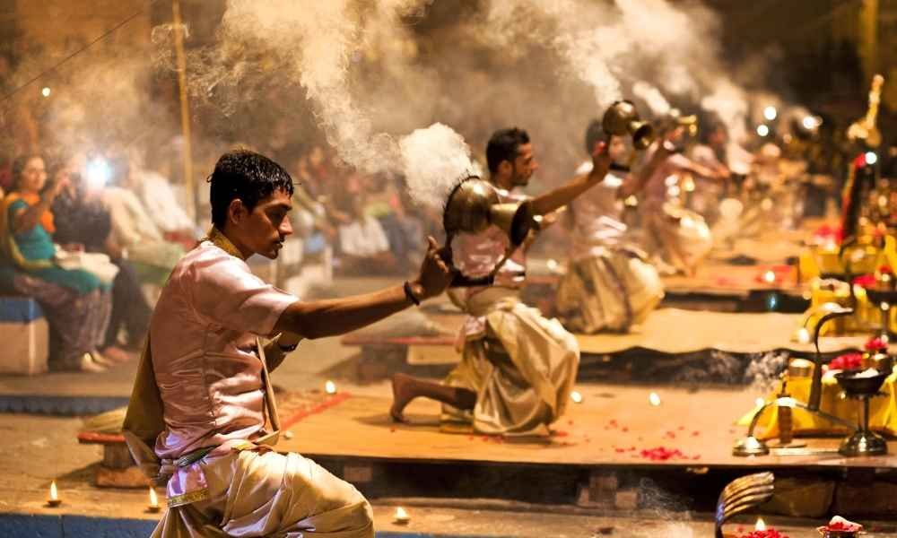 Rural Rajasthan with Taj & Varanasi