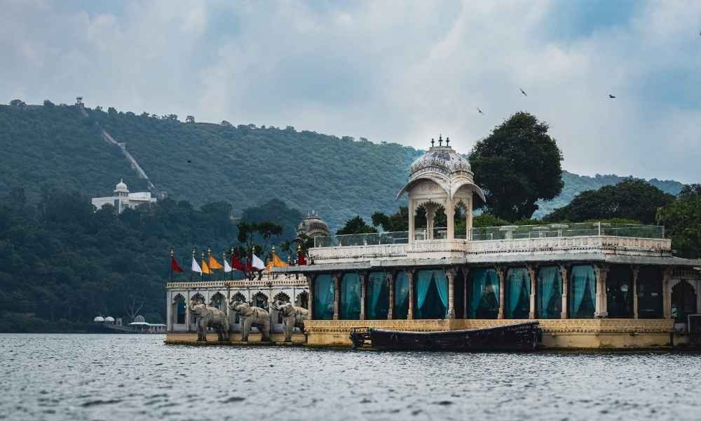 Rural Rajasthan with Taj & Varanasi (4)
